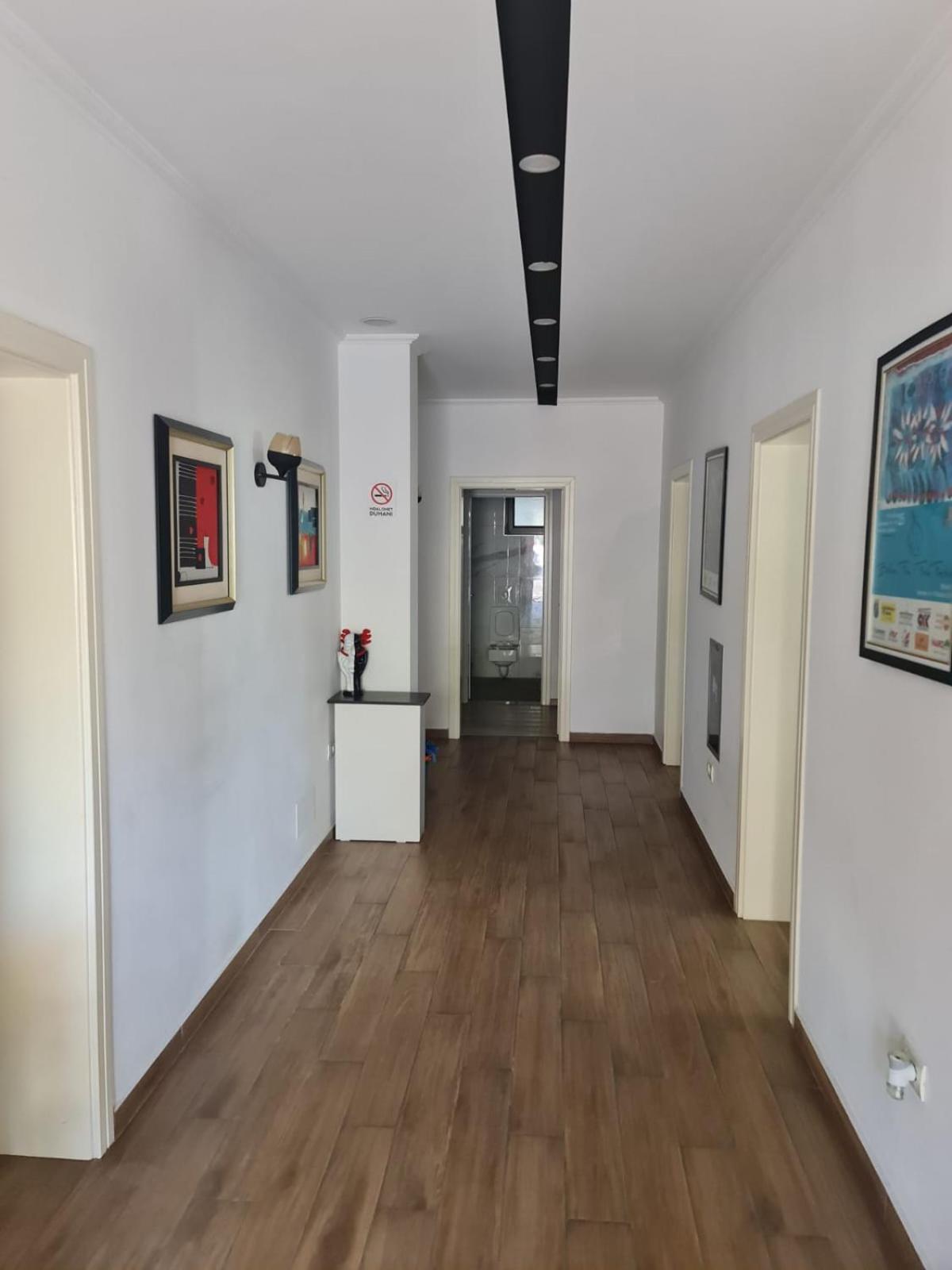 Hotel Darda Kamez Buitenkant foto