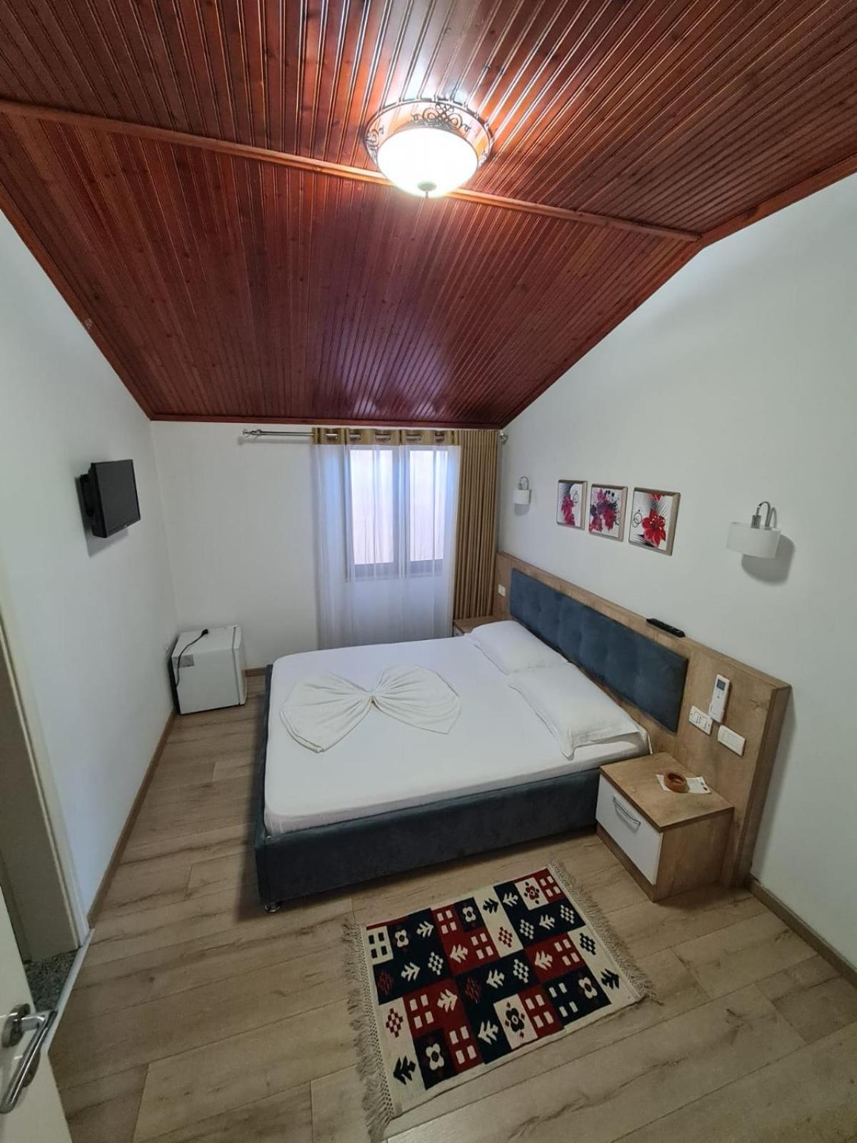 Hotel Darda Kamez Buitenkant foto